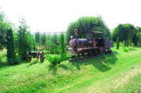 Детский паровозик на усадьбе Верес
