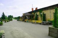 Площадка у Зала Охотника на усадьбе Верес