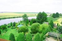 Вид на озеро с Домика Фермера на усадьбе Верес